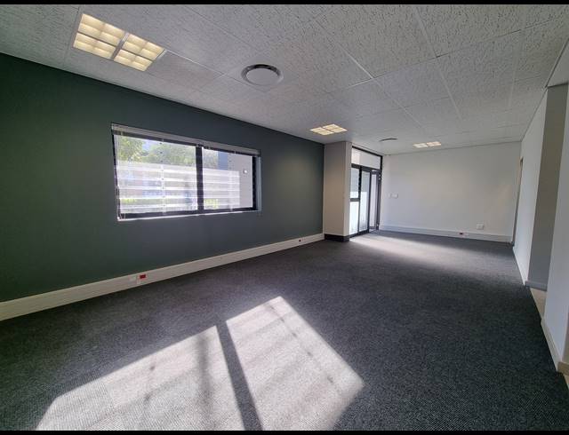 59M² OFFICE RENTED IN CENTURY CITY